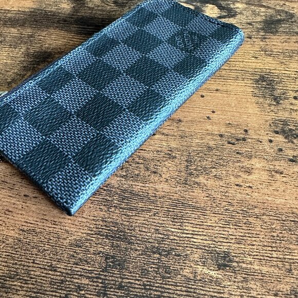 Louis Vuitton 4 Key Holder in Damier Graphite N61235 - DUSTBAG + BAG - Picture 5 of 16